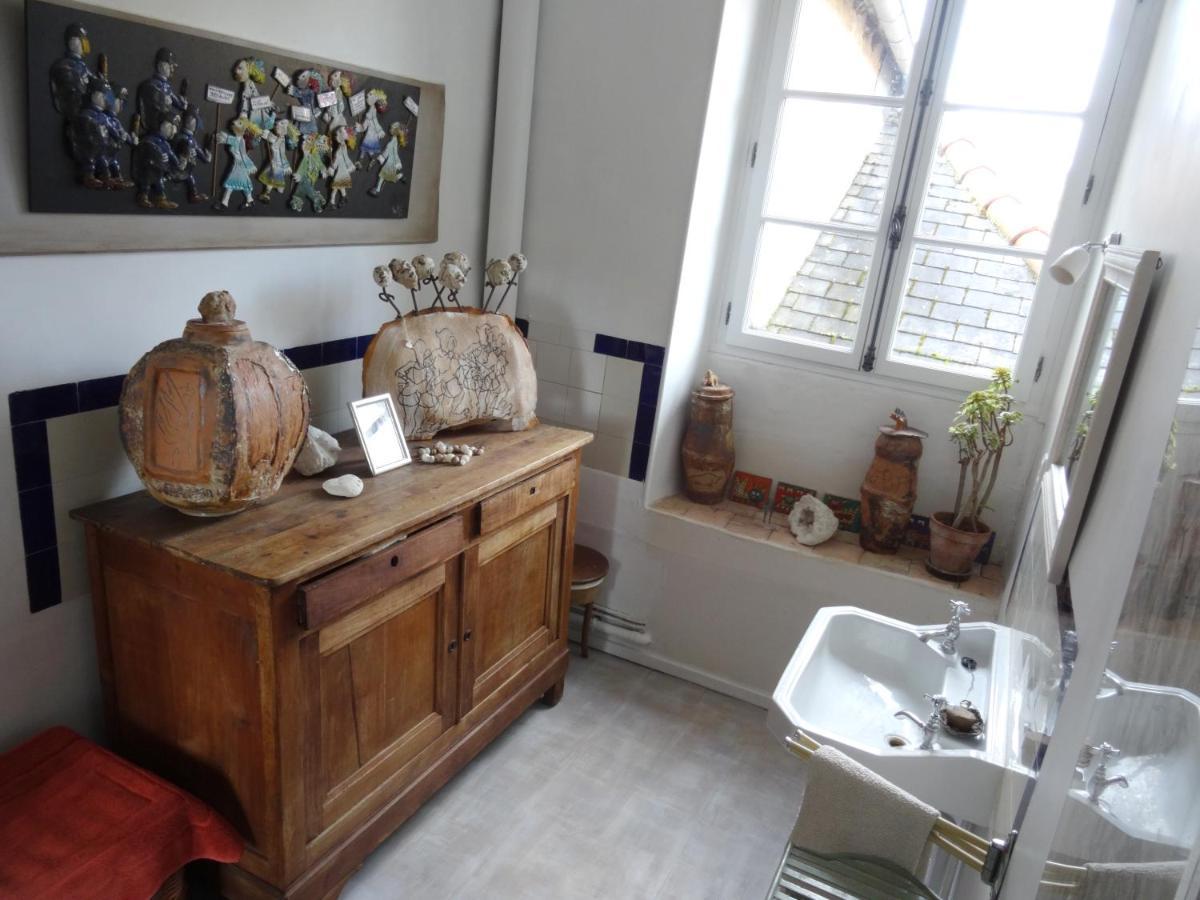 L'Escalier Des Reves Bed & Breakfast Saint-Sauveur-en-Puisaye Ngoại thất bức ảnh