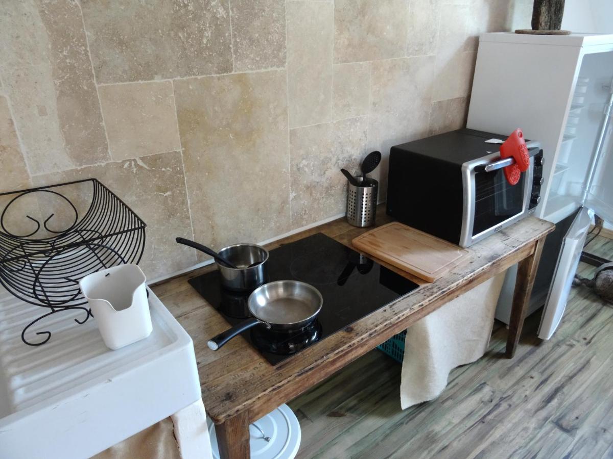 L'Escalier Des Reves Bed & Breakfast Saint-Sauveur-en-Puisaye Ngoại thất bức ảnh