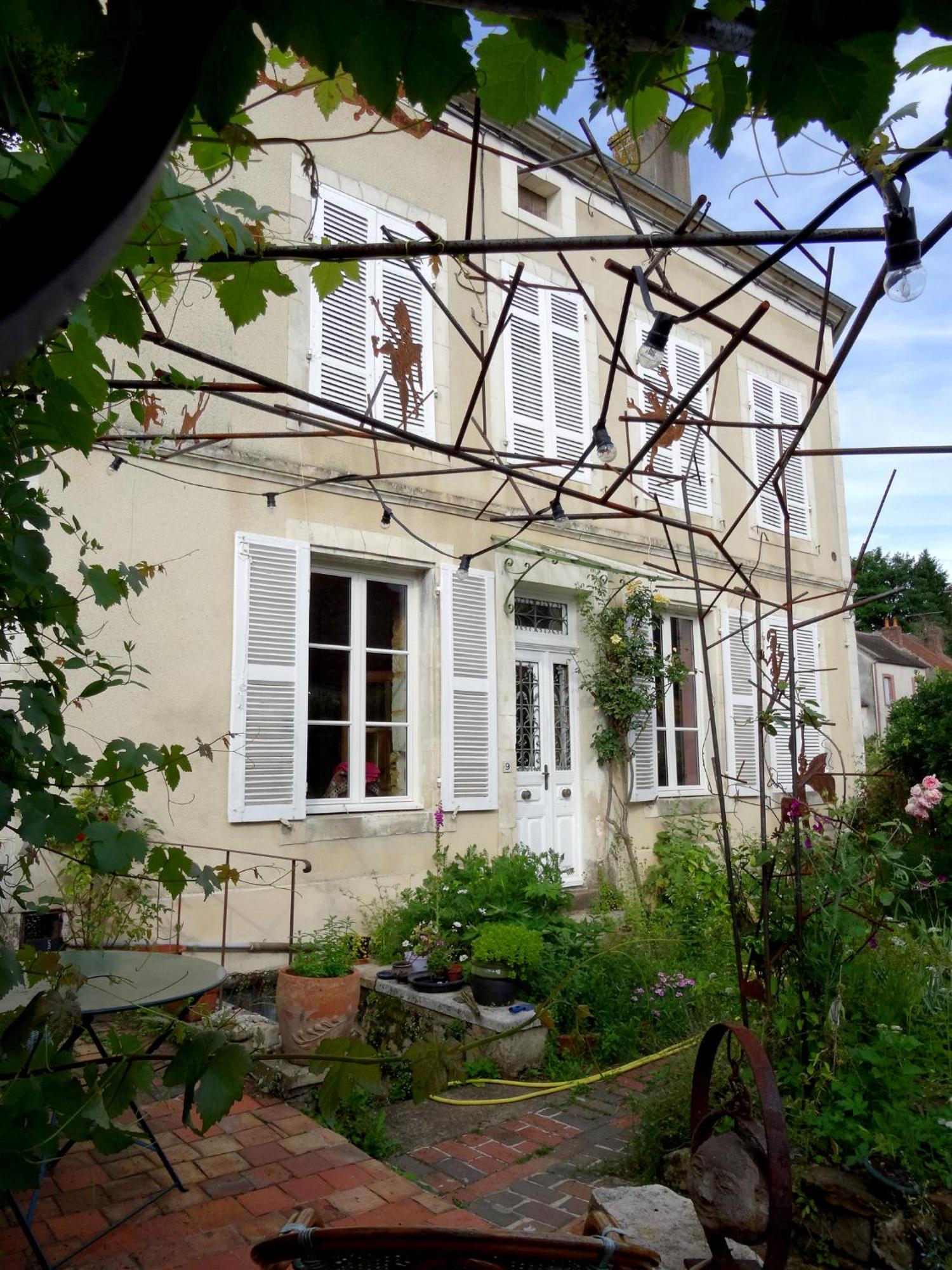 L'Escalier Des Reves Bed & Breakfast Saint-Sauveur-en-Puisaye Ngoại thất bức ảnh