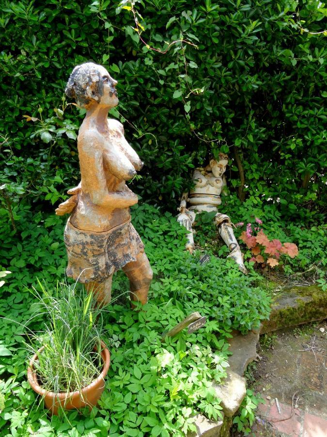 L'Escalier Des Reves Bed & Breakfast Saint-Sauveur-en-Puisaye Ngoại thất bức ảnh